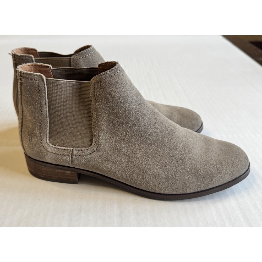 Frye Suede Chelsea Ankle Boots Booties Mushroom Taupe Women's 7 M - Picture 2 of 9
